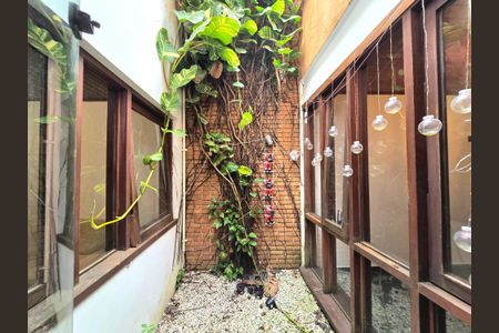 Casa à venda com 300m², 4 quartos e 2 vagasJardim
