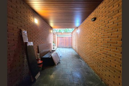 Casa à venda com 300m², 4 quartos e 2 vagasGaragem