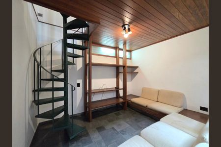 Casa à venda com 300m², 4 quartos e 2 vagasSala de TV