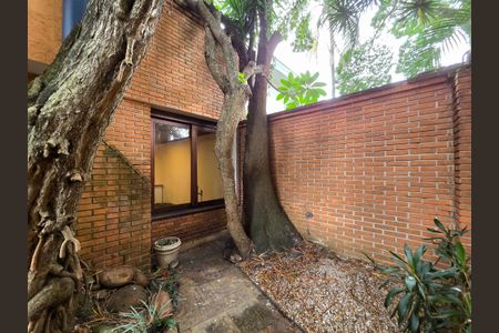 Casa à venda com 300m², 4 quartos e 2 vagasQuintal