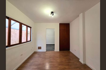 Casa à venda com 300m², 4 quartos e 2 vagasQuarto 3 - Suíte