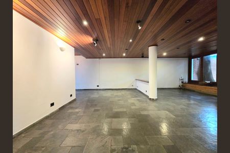 Casa à venda com 300m², 4 quartos e 2 vagasSala