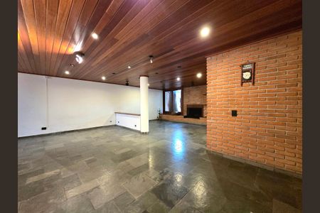 Casa à venda com 300m², 4 quartos e 2 vagasSala