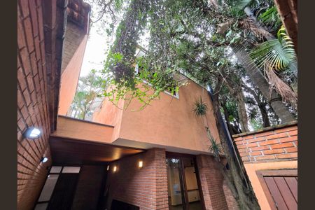 Casa à venda com 300m², 4 quartos e 2 vagasGaragem