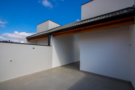 Casa à venda com 230m², 3 quartos e 4 vagas Casa à venda com 230m², 3 quartos e 4 vagasCobertura