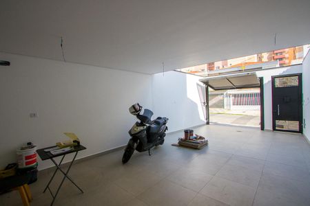 Casa à venda com 230m², 3 quartos e 4 vagas Casa à venda com 230m², 3 quartos e 4 vagasGaragem