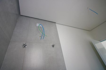 Casa à venda com 230m², 3 quartos e 4 vagas Casa à venda com 230m², 3 quartos e 4 vagasBanheiro da Suíte 2