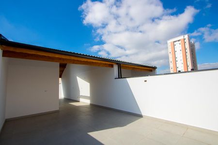 Casa à venda com 230m², 3 quartos e 4 vagas Casa à venda com 230m², 3 quartos e 4 vagasCobertura