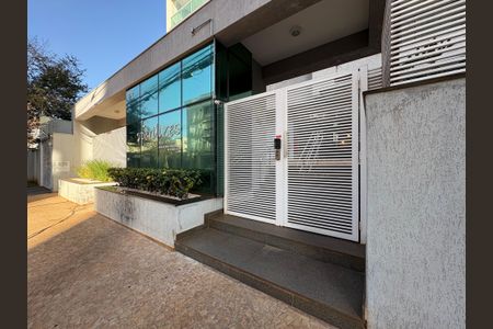 Apartamento para alugar com 75m², 2 quartos e 1 vagaFachada