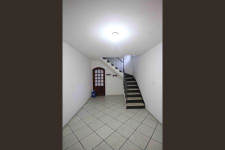 Sala de casa para alugar com 2 quartos, 200m² em Jardim Vila Formosa, São Paulo