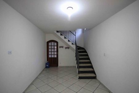 Sala de casa para alugar com 2 quartos, 200m² em Jardim Vila Formosa, São Paulo