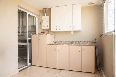 Apartamento à venda com 61m², 2 quartos e 1 vagaÁrea de Serviço
