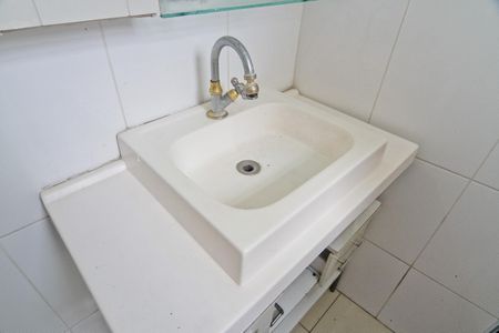 Casa à venda com 405m², 2 quartos e 4 vagasBanheiro da Suíte