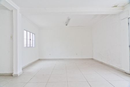 Casa à venda com 405m², 2 quartos e 4 vagasEdícula