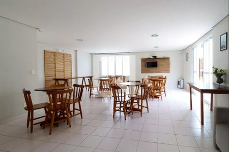 Apartamento à venda com 51m², 2 quartos e 1 vaga Apartamento à venda com 51m², 2 quartos e 1 vagaÁrea comum - Salão de festas