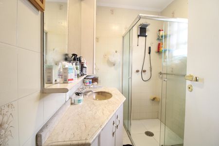 Casa à venda com 186m², 3 quartos e 3 vagasBanheiro da Suíte