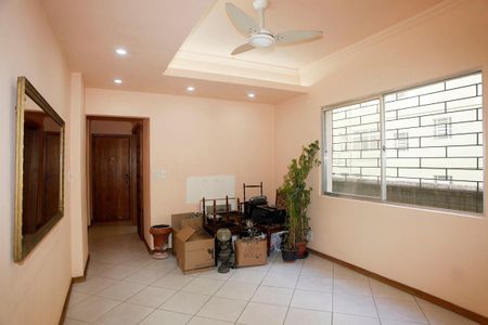 Sala de apartamento à venda com 2 quartos, 86m² em Centro Histórico, Porto Alegre