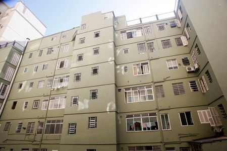 Sala Vista de apartamento à venda com 2 quartos, 86m² em Centro Histórico, Porto Alegre
