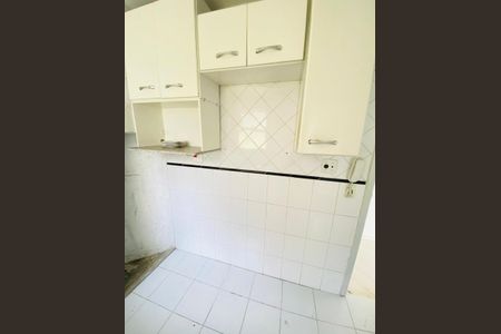 Cozinha de apartamento para alugar com 2 quartos, 57m² em Vila Siqueira (Zona Norte), São Paulo