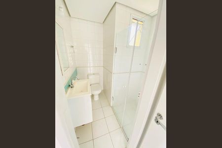 Banheiro de apartamento para alugar com 2 quartos, 57m² em Vila Siqueira (Zona Norte), São Paulo