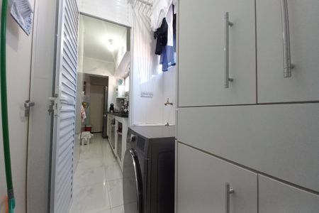 Apartamento à venda com 109m², 3 quartos e 1 vagaÁrea de Serviço