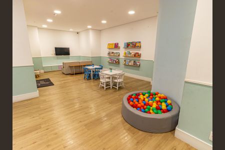 Apartamento à venda com 40m², 2 quartos e sem vagaÁrea comum - Brinquedoteca