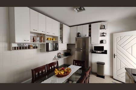 Casa à venda com 150m², 2 quartos e 2 vagasCozinha