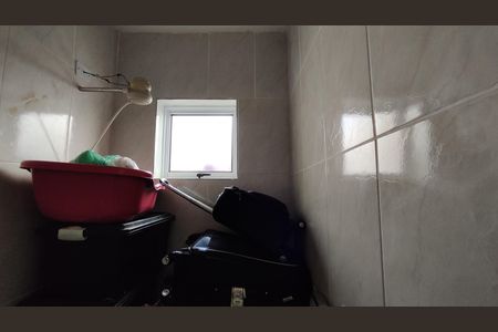 Casa à venda com 150m², 2 quartos e 2 vagasBanheiro de Serviço