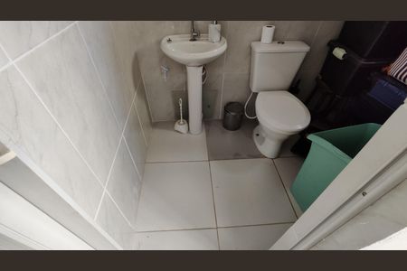 Casa à venda com 150m², 2 quartos e 2 vagasBanheiro de Serviço