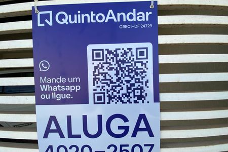 Casa para alugar com 400m², 6 quartos e 2 vagas Casa para alugar com 400m², 6 quartos e 2 vagasPlaca