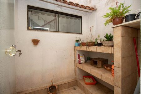 Casa para alugar com 400m², 6 quartos e 2 vagas Casa para alugar com 400m², 6 quartos e 2 vagasJardim de inverno