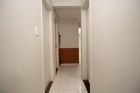 Casa para alugar com 400m², 6 quartos e 2 vagas Casa para alugar com 400m², 6 quartos e 2 vagasCorredor