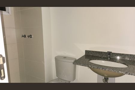 Apartamento à venda com 85m², 3 quartos e 2 vagas Apartamento à venda com 85m², 3 quartos e 2 vagasBanheiro da Suíte