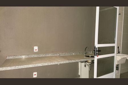 Apartamento à venda com 85m², 3 quartos e 2 vagas Apartamento à venda com 85m², 3 quartos e 2 vagas Área de Serviço