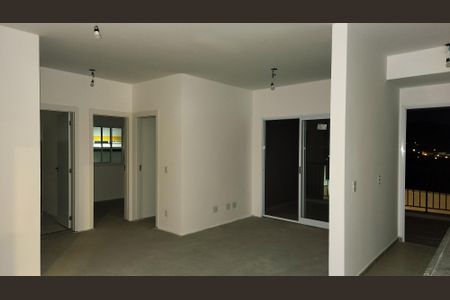 Apartamento à venda com 85m², 3 quartos e 2 vagas Apartamento à venda com 85m², 3 quartos e 2 vagasSala