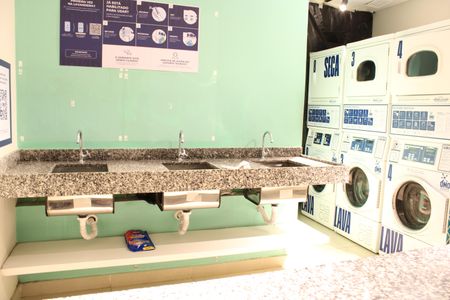 Apartamento à venda com 45m², 2 quartos e sem vagaÁrea comum - Lavandaria