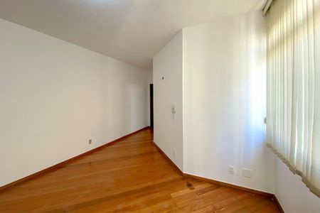 Sala de apartamento à venda com 2 quartos, 70m² em Carlos Prates, Belo Horizonte