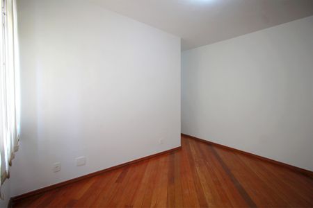 Sala de apartamento à venda com 2 quartos, 70m² em Carlos Prates, Belo Horizonte
