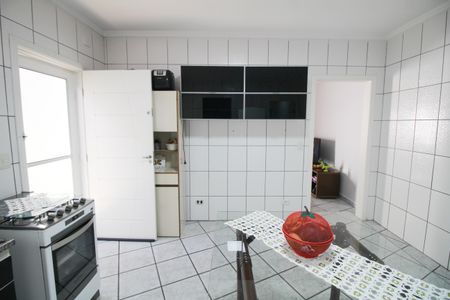 Casa à venda com 100m², 3 quartos e 2 vagasCozinha