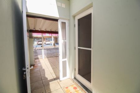 Casa à venda com 100m², 3 quartos e 2 vagasQuintal