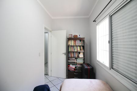 Casa à venda com 100m², 3 quartos e 2 vagasQuarto 