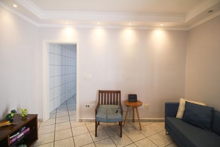 Casa à venda com 100m², 3 quartos e 2 vagasSala