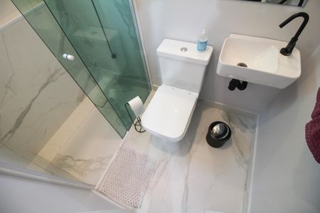 Casa à venda com 100m², 3 quartos e 2 vagasBanheiro Suite 2