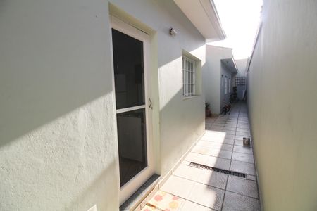 Casa à venda com 100m², 3 quartos e 2 vagasQuintal