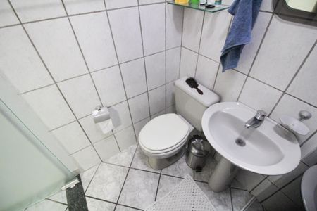 Casa à venda com 100m², 3 quartos e 2 vagasBanheiro Suite 1