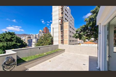 Apartamento à venda com 200m², 4 quartos e 3 vagasCobertura
