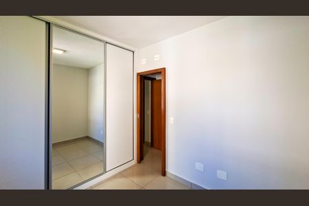 Apartamento à venda com 200m², 4 quartos e 3 vagasQuarto 3