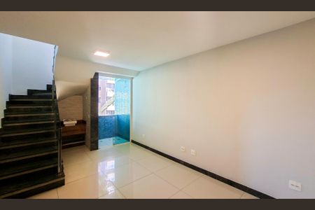 Sala 1 de apartamento à venda com 4 quartos, 200m² em Santo Antônio, Belo Horizonte