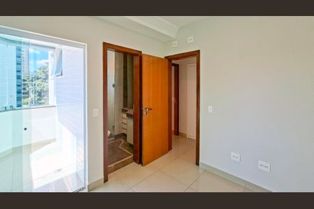 Apartamento à venda com 200m², 4 quartos e 3 vagasSuíte