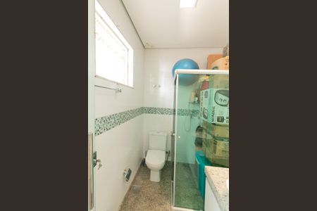 Casa à venda com 379m², 3 quartos e 1 vaga Casa à venda com 379m², 3 quartos e 1 vagaBanheiro Social